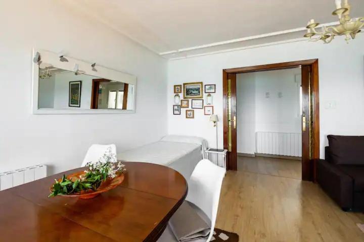 Apartamento Ezcurdia 22 Playa de San Lorenzo primera línea Gijón Exterior foto